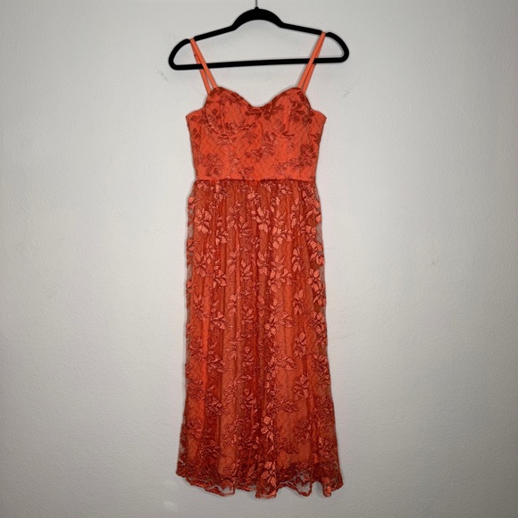 Alice + Olivia Dresses & Skirts - Alice + Olivia Tyler Orange Floral Lace Bustier Sweetheart Midi Dress Size 4